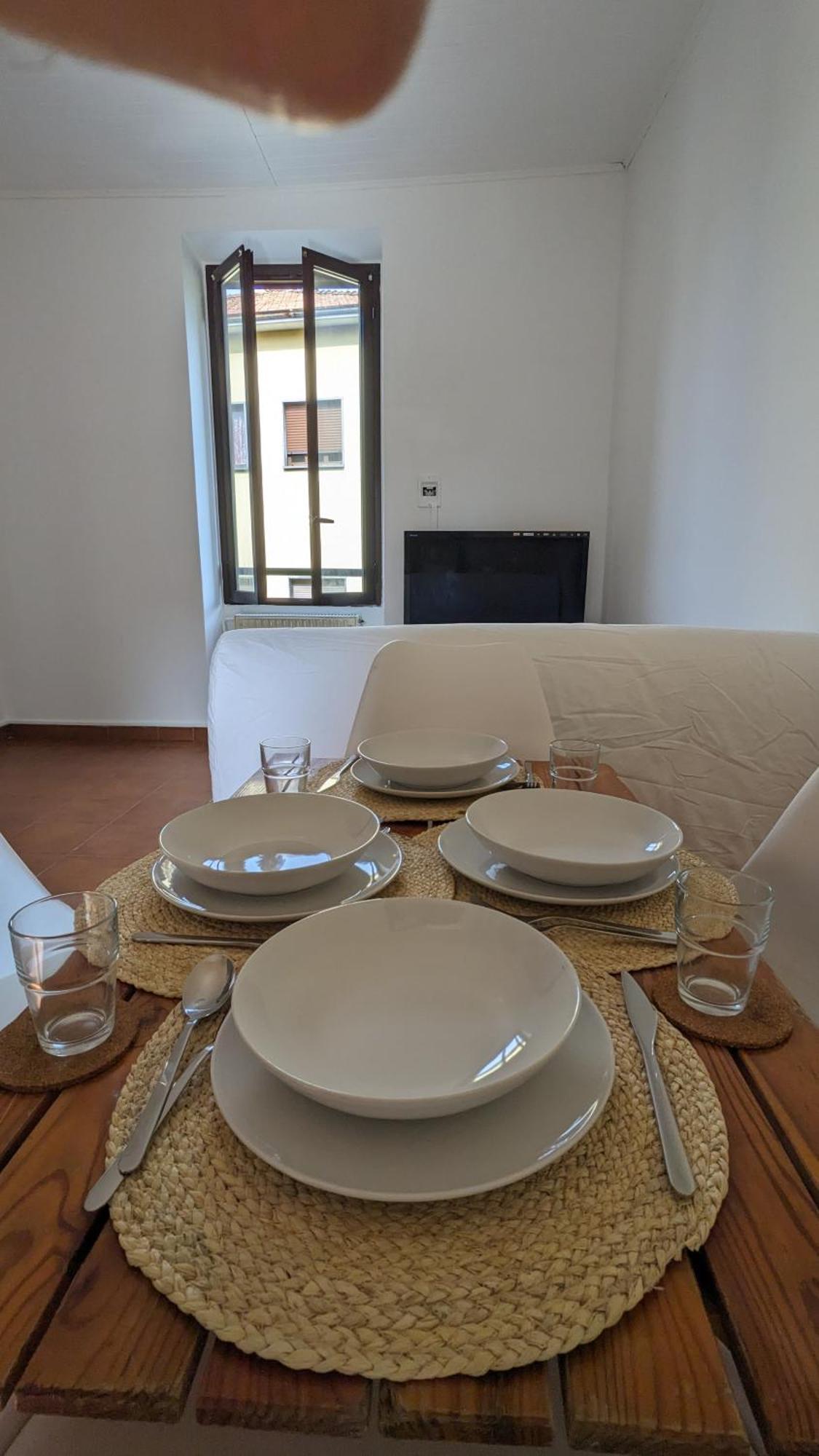 Lake Como Modern And Cozy Apt Live Like A Local Buitenkant foto